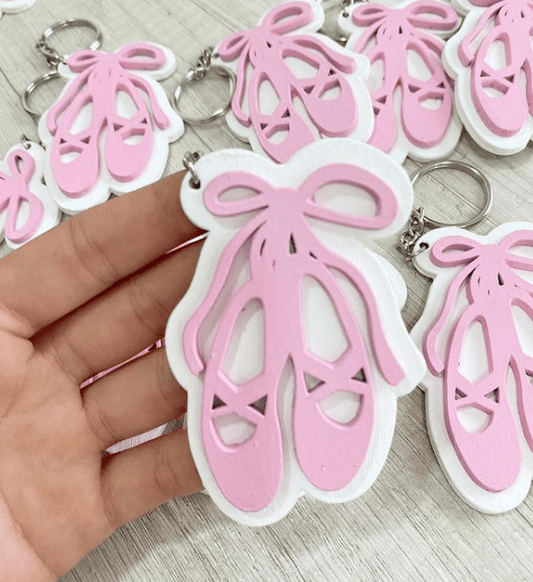 Llaveros personalizados para regalo de bailarinas con forma de zapatilla en Santo Domingo - Felt Craft RD